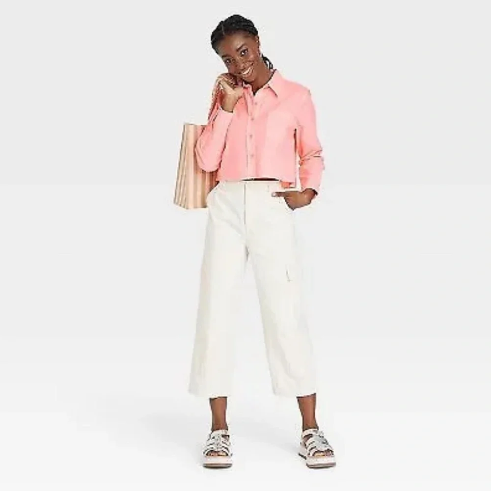 Universal Thread | Oversized Cropped Button Down - Size XS - NWT - Pink